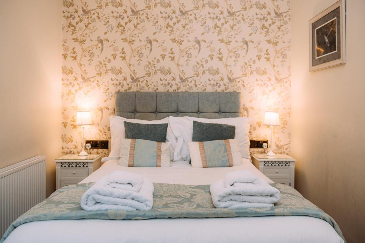 The Queens Hotel ليثام سانت أنيه المظهر الخارجي الصورة